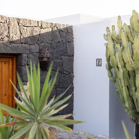 Villa Casa Keo, *